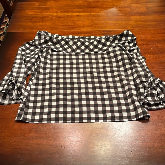 Banana Republic off shoulder black white check top size small - Picture 2 of 11